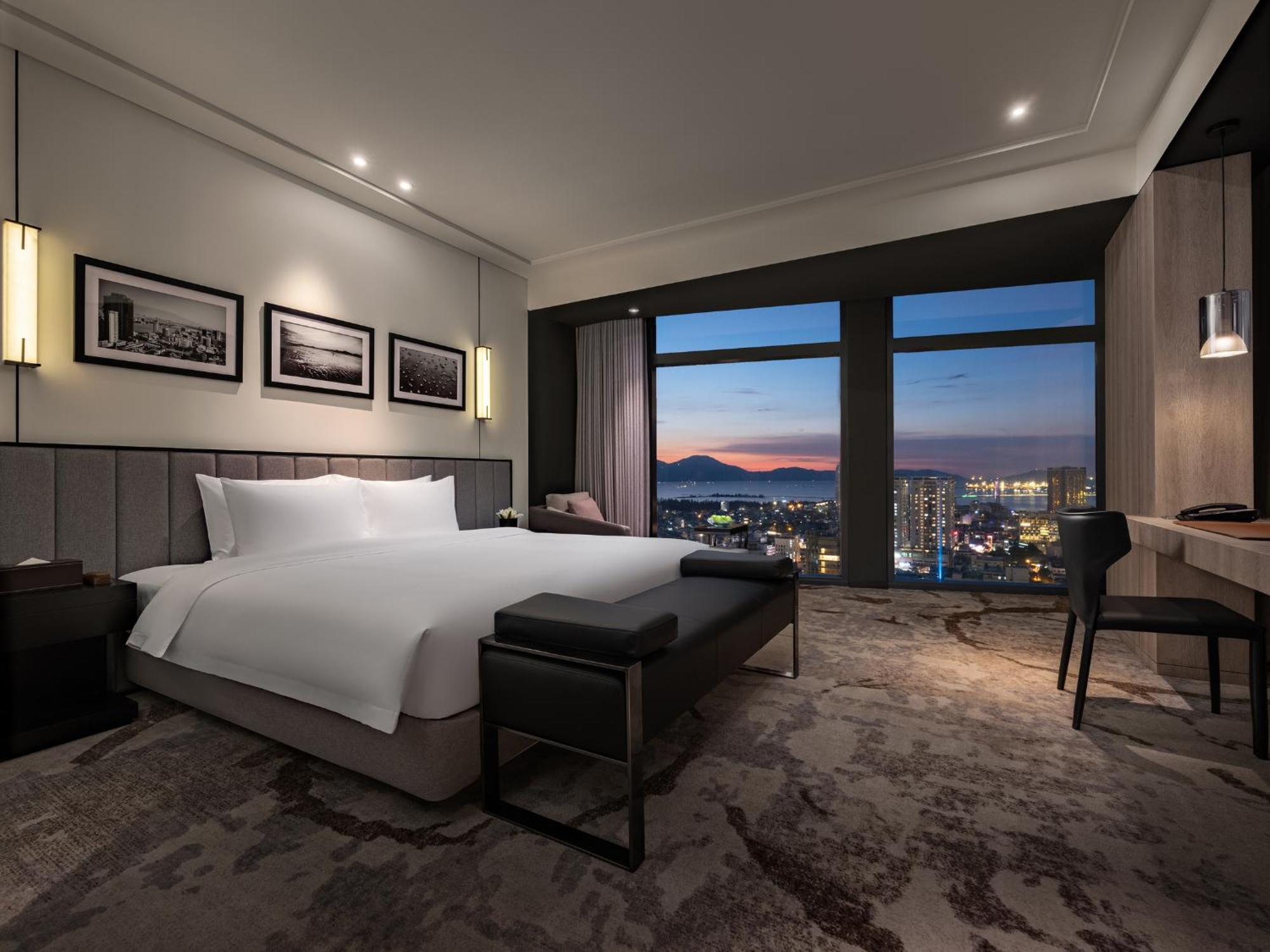 Crowne Plaza Danang City Centre By Ihg מראה חיצוני תמונה