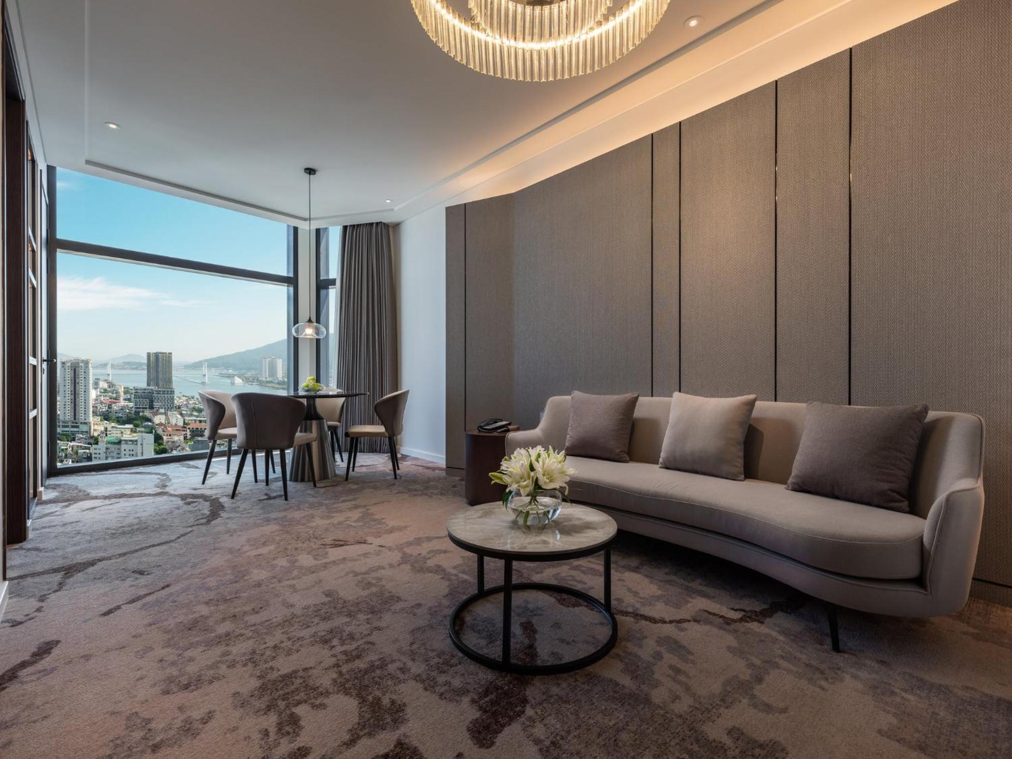 Crowne Plaza Danang City Centre By Ihg מראה חיצוני תמונה